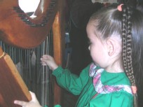 Emily Reid harp class